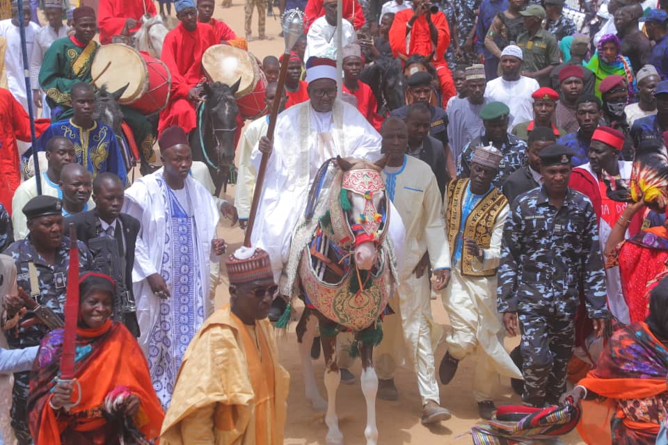 Eid Fitri: Shehu of Borno calls for prayers, peace, unity in Nigeria 2 Shehu of Borno holds Durbar to commemorate Eid El Fitr