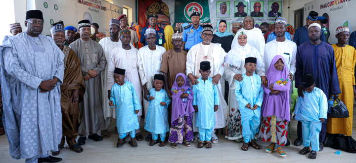 Bauchi State Commissioner of Police, Auwal Muhammad, handed over the children to Governor Bala Mohammed at the Executive Chamber of the Government House