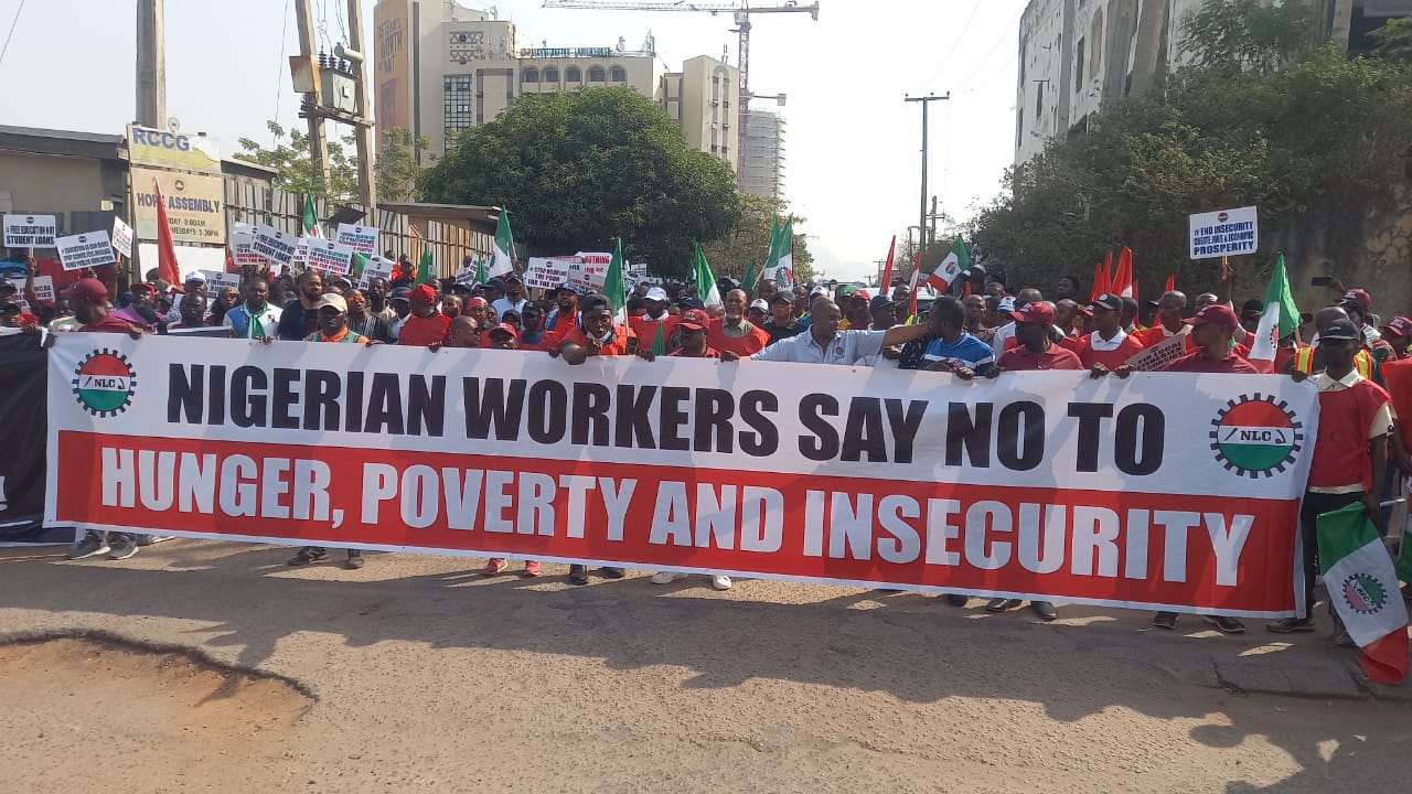 NLC protesters converge on Ikeja, march to Alausa 1 NLC protesters