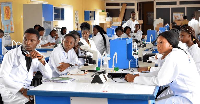 Nigerian universities produce the best doctors – National Hospital CMD 1 Nigerian medical students