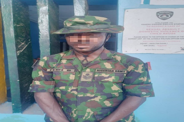 Fake soldier arrested by the police in Lagos