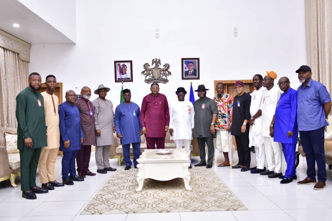 South-South APC Zonal executives meet in Cross River 7 L - R: Deputy Director Legal (APC) Saturday Monsigia, Esq, APC Zonal Youth Leader South South, Comr. Ebimobowei Oyas, Member Representing Cross River Obubura/Etung at Federal House of Representatives, Rt Hon. Mike Etaba, APC Publicity Secretary South South, Mr David Okumgba, APC State Chairman, Cross Rivers State, Alphonsus Eba Oga Esq., APC Zonal Secretary South South, Dr Ita Udosen, Governor of Cross River State and Leader of APC South-South, H.E Sen. Prince Bassey Edet Otu, APC National Vice Chairman, South-South, Chief Victor T. Giadom, Chairman of APC, Akwa Ibom State, Obong Stephen Leo Ntukekpo, APC Special Leader South South, Chief Edet Asia, APC State Chairman Edo, Jarrett Temene, APC Organizing Secretary South, Dr. Blessing Agbomhere Esq.,. APC Chairman Rivers State, Chief Tony Okocha, APC Zonal Legal Adviser, Barr. Chukwuemeke Ogbuobodo and Chief of Staff to Governor of Cross Rivers State, Hon. Emmanuel Ironbar, during the APC, South South Zonal Meeting in Calabar, on Saturday