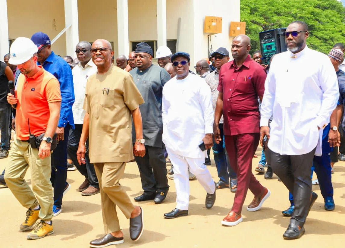 FCT Minister, Nyesom Wike during a visit to the ongoing construction of the Vice President’s residence, a project that is being executed by Julius Berger, in Abuja on Saturday.