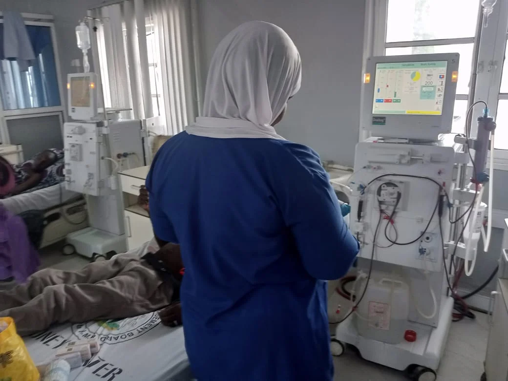 668 kidney patients benefit from Borno Govt. free dialysis programme 3 A medical staff attending to a patient inside the dialysis centre
