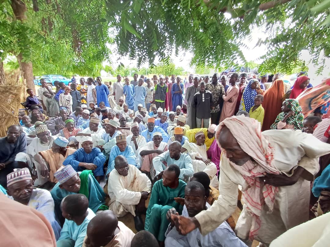 Sen. Monguno, Rep. Zannah, others donate relief materials, cash to victims of Kaga flood disaster 18 Flood victims in Kaga LGA of Borno State