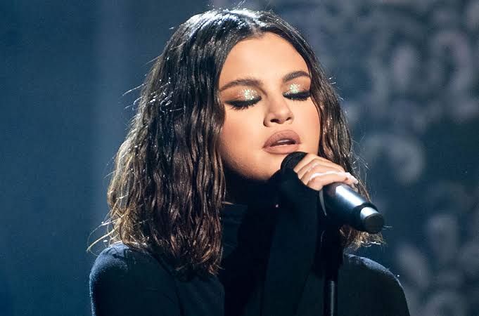I'm struggling with lupus, can't carry my own children – American Singer, Selena Gomez 1 American singer and actress Selena Gomez