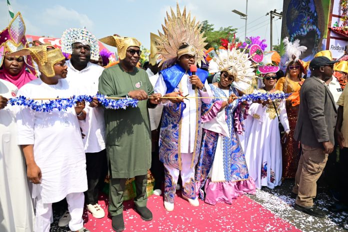 Governor Otu promises to take Calabar Carnival global in 2025 13 Otu at Calabar carnival