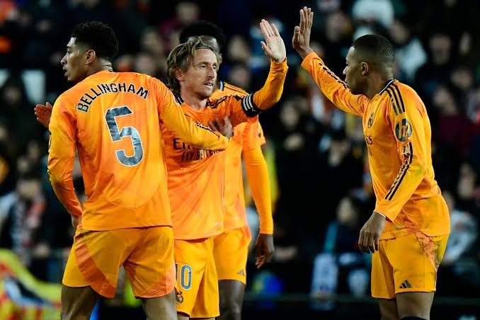 Real Madrid thrash Deportiva Mineral 5-0 to reach Copa del Rey last 16 11 Real Madrid