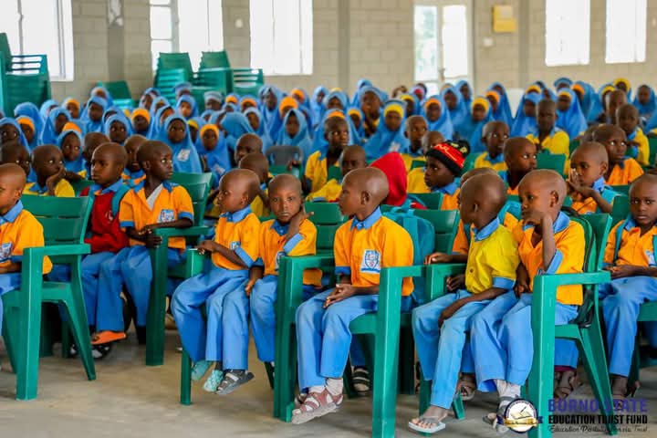 Borno Education Trust Fund distributes Salah dresses to pupils of North East Learning Center (photos) 4 20250221 112131