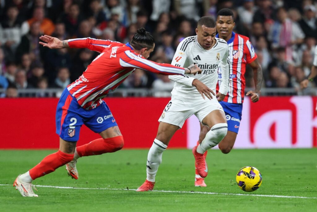 Mbappe secures Real Madrid derby draw against Atletico 1 AFP 20250208 36XG3AK v1 Preview FblEspLigaRealMadridAtleticoMadrid