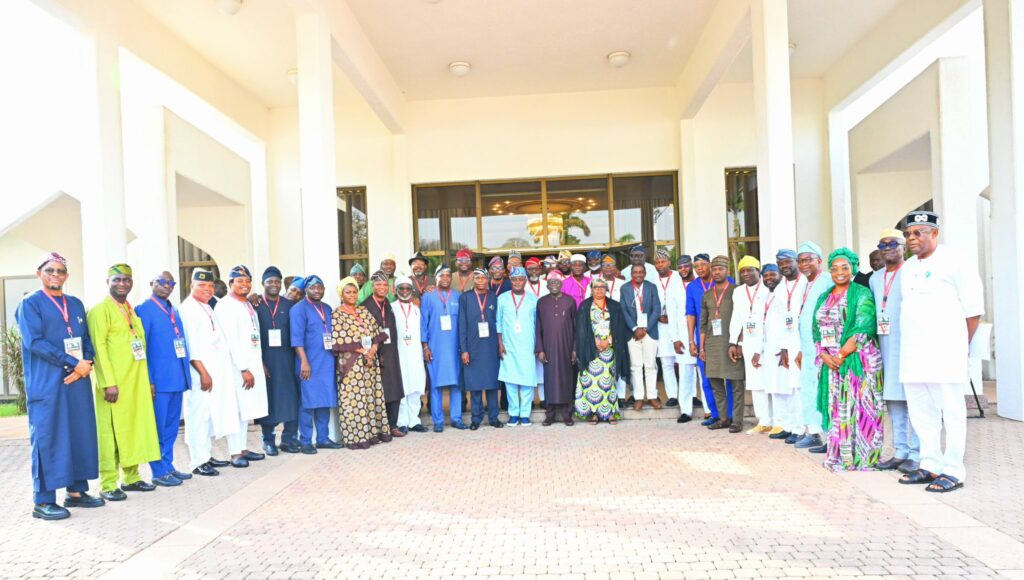 President Bola Ahmed Tinubu (middle), in a group photograph with Members of Lagos State House of Assembly, after a meeting at Presidential Villa Abuja on Wednesday
