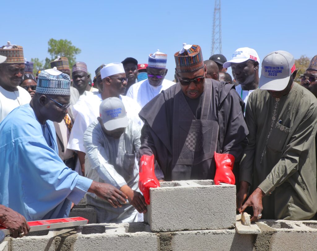 Zulum launches construction of 100 houses, inspects 2 other projects in Hawul 1 Governor Zulum laying the foundation stone for the construction of the school building