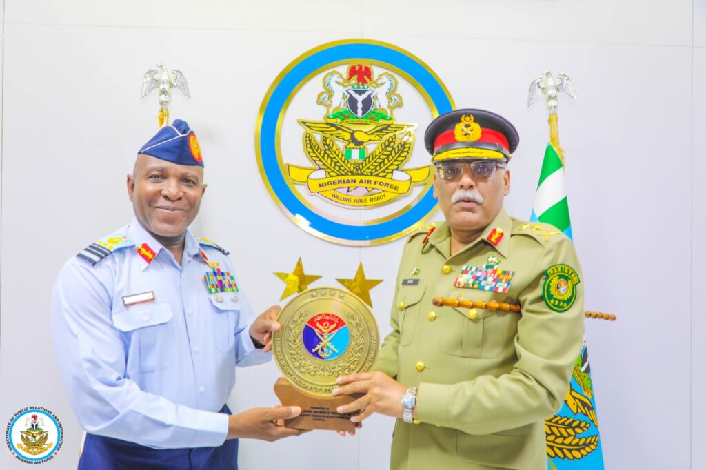 Nigeria is a regional power and pillar of stability – Pakistani military chief 1 Chief of the Air Staff (CAS), Air Marshal Hasan Bala Abubakar and the Chairman Joint Chiefs of Staff Committee of the Islamic Republic of Pakistan, General Sahir Shamshad Mirza, during a courtesy visit at the Headquarters of the Nigerian Air Force (NAF) in Abuja