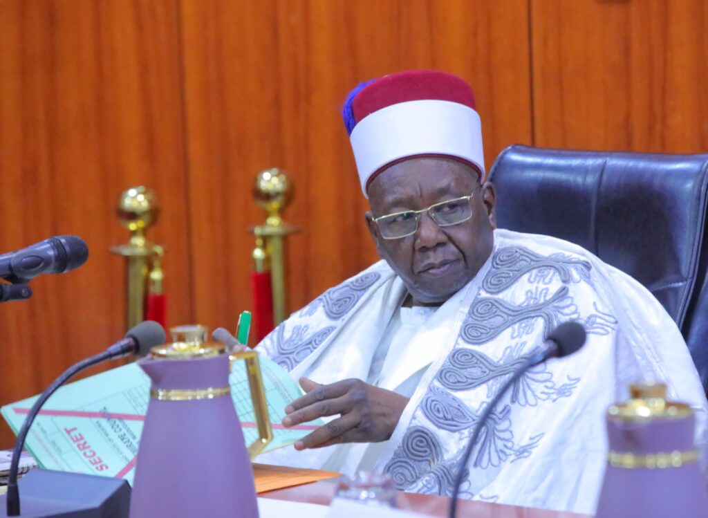 Borno: Zulum, Shehu of Borno decry rising Boko Haram attacks 3 Shehu of Borno, Abubakar Ibn Umar Garbai El-Kanemi