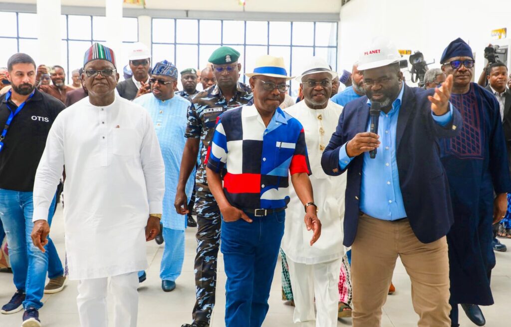 Wike announces plans to overhaul FCT transport’s sector 1 Wike announces plans to overhaul FCT transport’s sector