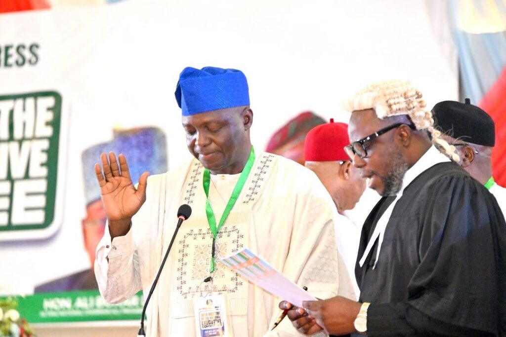 New APC National Chairman, Professor Nentawe Yilwatda, taking his oath of office
