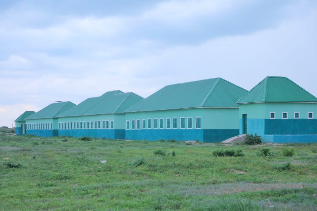 Zulum resettles over 3,000 IDPs in Dara Jamal, commissions 500 mass housing units 1 The newly commissioned housing units
