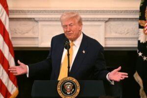 Supreme Court challenge Trump’s use of emergency law for tariffs 2 U.S President Donald Trump