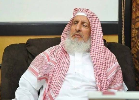 Saudi Arabia’s highest religious authority, Grand Mufti Sheikh Abdulaziz al-Sheikh