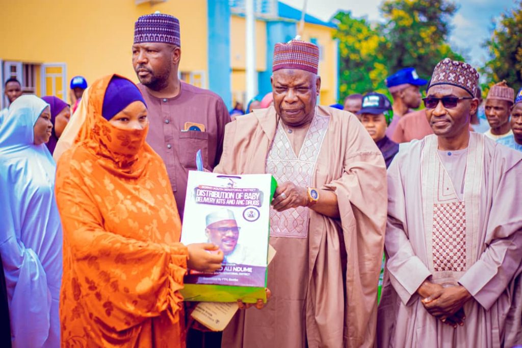 Ndume distributes free maternal health kits, drugs to 5,000 women in Southern Borno 1 Ndume distributes free maternal health kits, drugs to 5,000 women in southern Borno