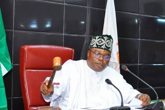 Ondo Assembly crisis: 14 lawmakers block Speaker’s impeachment over ₦50m misappropriation claim 1 Speaker Ondo Assembly Olamide Oladiji