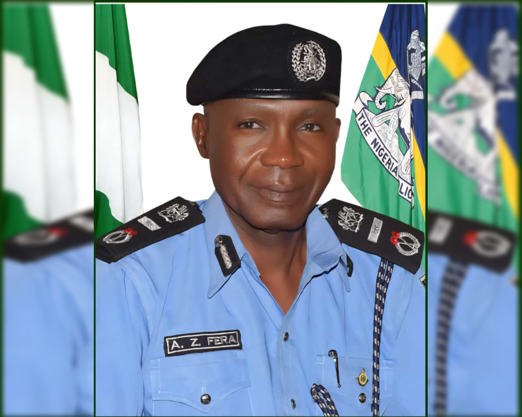 Yuletide: AIG Zone 4 reassures of safety, felicitates with residents 1 Assistant Inspector-General of Police in charge of Zone 4, Zacharia Fera Achinyan