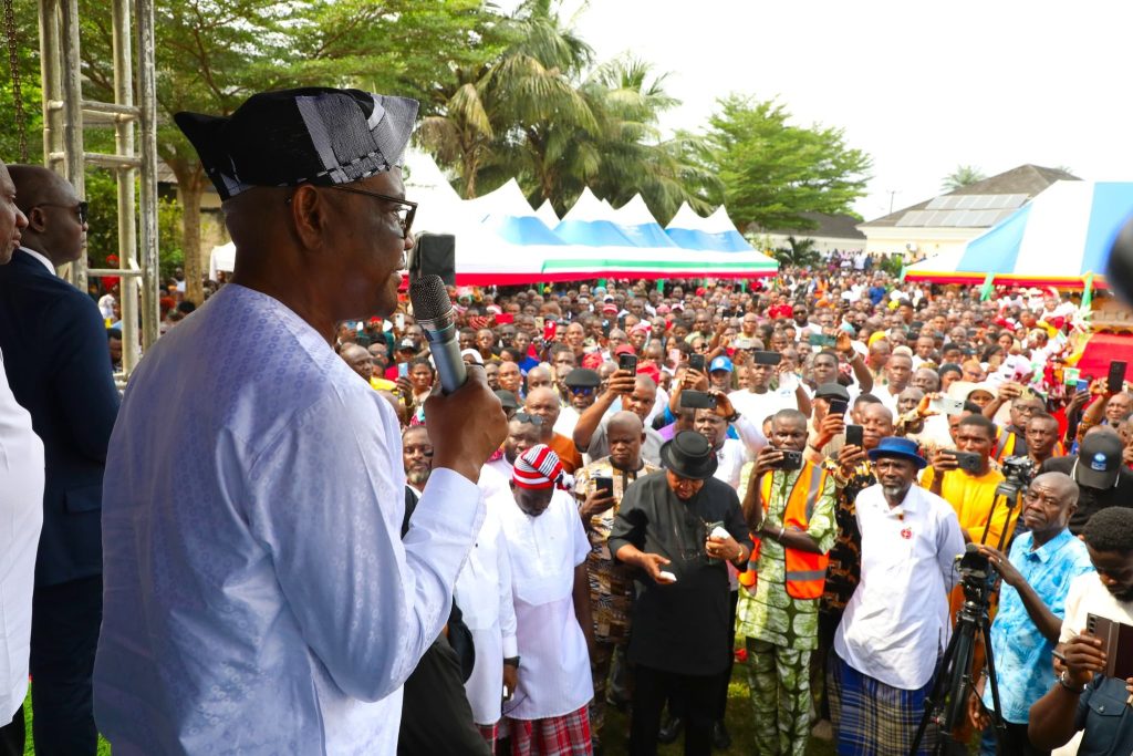 FCT Minister, Nyesom Wike addressing supporters in Rivers State