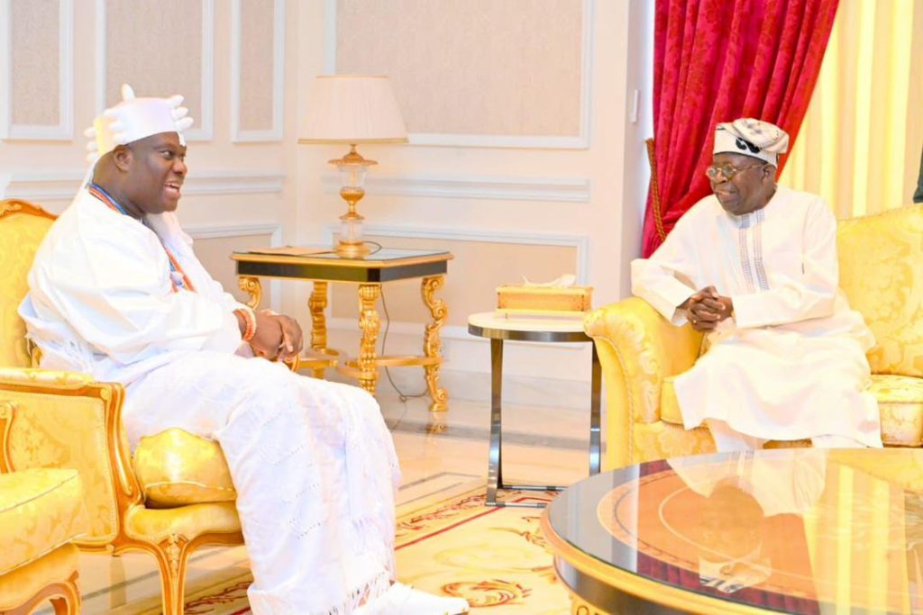 Ooni of Ife visits Tinubu, First Lady at the President's resident in Lagos on Christmas Day