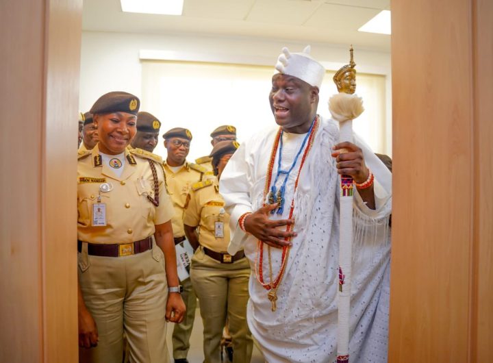 His Imperial Majesty, the Ooni of Ife, Oba Adeyeye Enitan Babatunde Ogunwusi (Ojaja II) was warmly received by the Comptroller-General Immigration Service, Kemi Nandap, and members of her Management Team. Photo credit: @nigimmigration/X