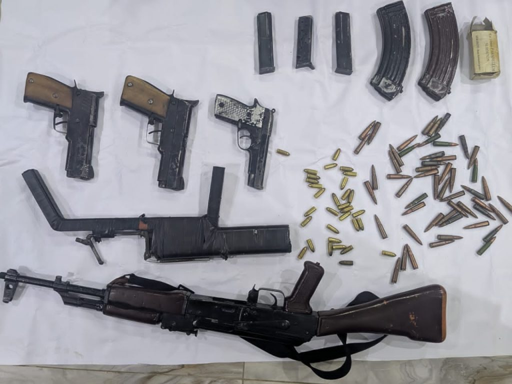Police arrest 7 suspected bandits, recover 5 firearms in Kaduna 1 Police arrest 7 suspected bandits, recover 5 firearms in Kaduna