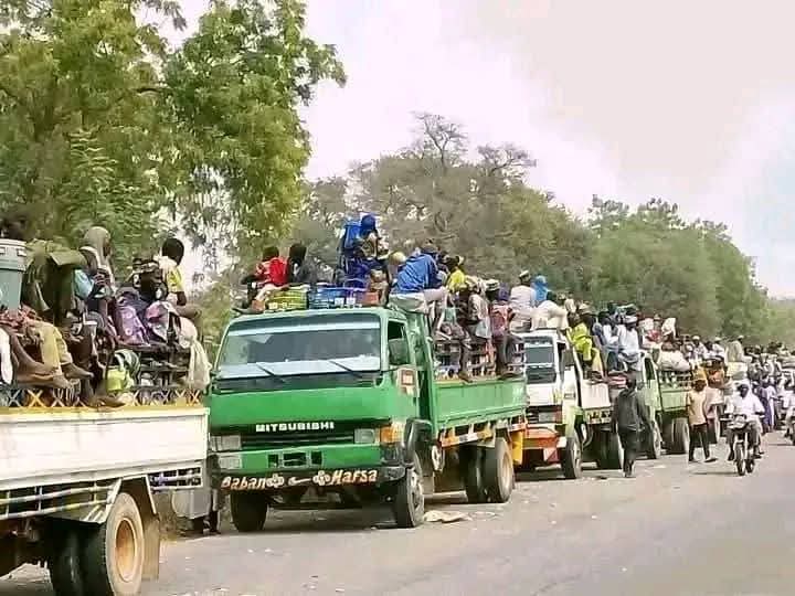 PHOTONews: Sokoto in crisis as thousands flee bandit attacks 3 Sokoto residents flee from bandits