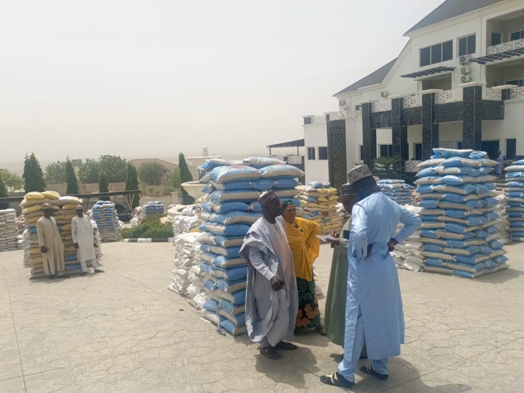 Fasting: APC chieftain donates 21 trucks of food items to Christians, Muslims in Adamawa 1 Fasting: APC chieftain donates 21 trucks of food items to Christians, Muslims in Adamawa