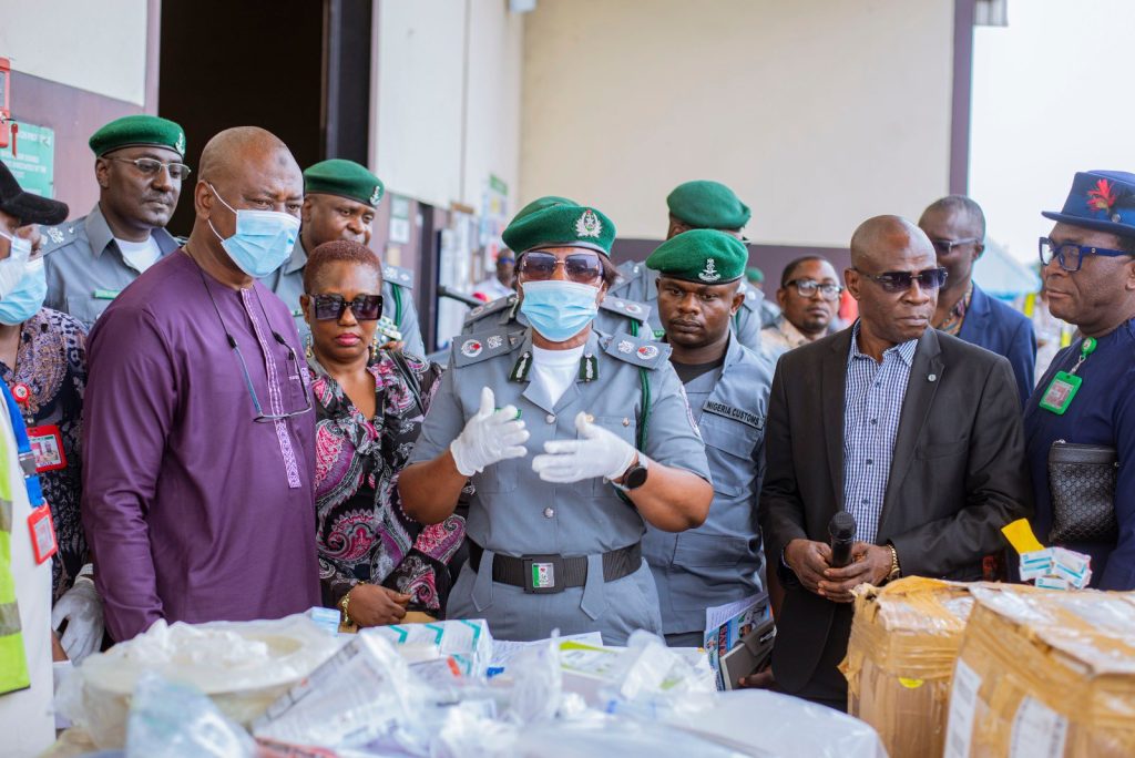 Customs shields Nigerians from unsafe drugs, intercepts over 4,000 units of Illicit pharmaceuticals 1 Customs shields Nigerians from unsafe drugs, intercepts over 4,000 units of Illicit pharmaceuticals