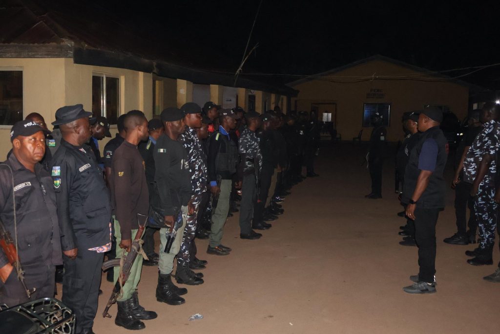 Edo police, Army arrest 113 kidnappers in dawn raids on Agbede, Iruekpen Zangos