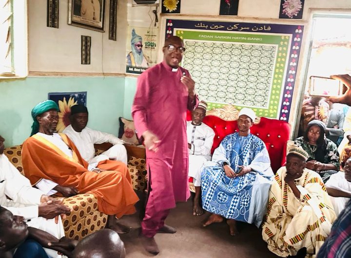 Foundation hosts interfaith Iftar in Kaduna