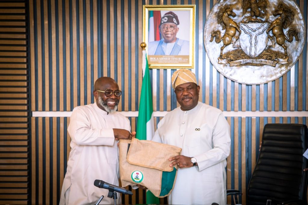 FG directs MDAs to strictly adhere to MTEF to strengthen budget credibility and fiscal discipline 1 FG directs MDAs to strictly adhere to MTEF to strengthen budget credibility and fiscal discipline