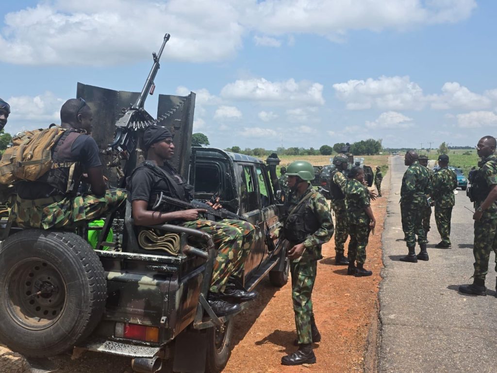 Troops foil kidnap attempt along Enugu-Otukpo road, rescue victims 1 Nigerian Army troops on patrol
