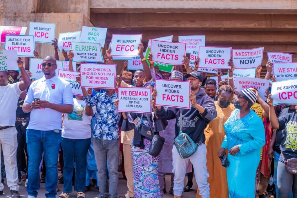 Protesters back probe of El-Rufai, hail EFCC, ICPC, DSS over alleged N432bn fraud 1 protesters wants efcc DSS ICPC to prove El Rufai