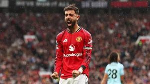 Bruno Fernandes shatters Premier League assist record with 21st of the season 25 Fernandes mamed Premier League Player of the Week