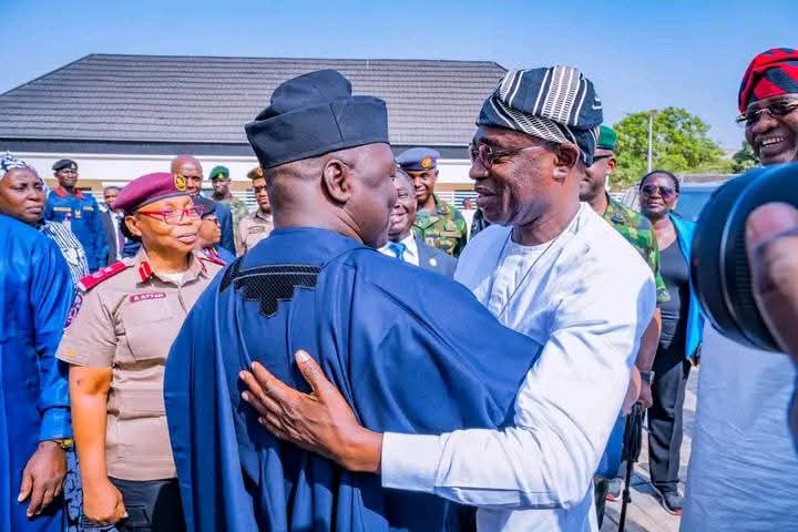 Taraba, Benue governors meet traditional rulers in Wukari to tackle border insecurity, IDP crisis