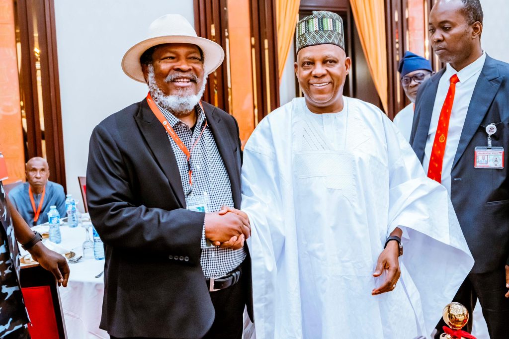 His Excellency, President Bola Ahmed Tinubu, GCFR, was joined by Vice President Kashim Shettima as he hosted Media Executives, the Newspaper Proprietors Association of Nigeria, and the Guild of Editors to an Interfaith Breaking of Fast, marking both Ramadan and Lent, at the State House Banquet Hall in the Presidential Villa, Abuja, on Friday. See photos below: