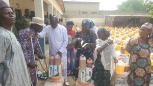 Boko Haram crisis: Northern CAN, Barnabas Aid support 1,000 displaced households in Borno