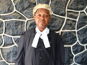 EFCC grills suspected fake lawyer for forged NBA seal in  Lagos