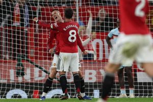 Fernandes nears historic assist record as Casemiro Ses