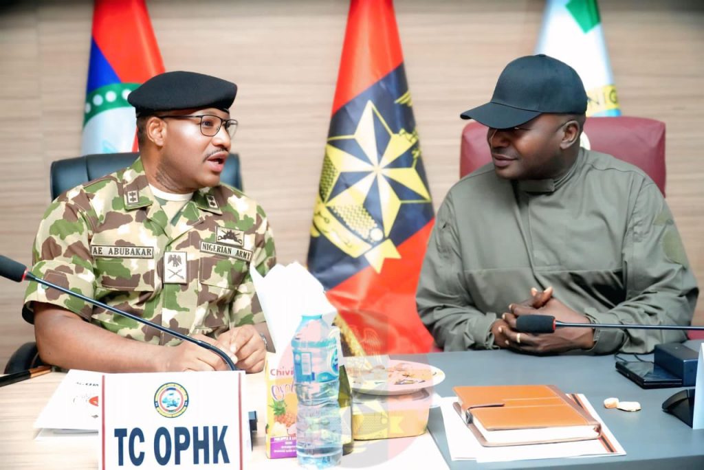 minister of defense musa visits troops in Maiduguri