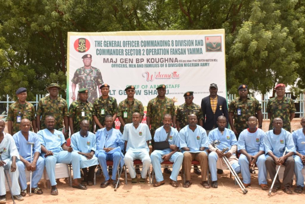 Sallah: COAS celebrates with troops in Sokoto, hails their sacrifice and resilience 1 Sallah: COAS celebrates with troops in Sokoto, hails their sacrifice and resilience