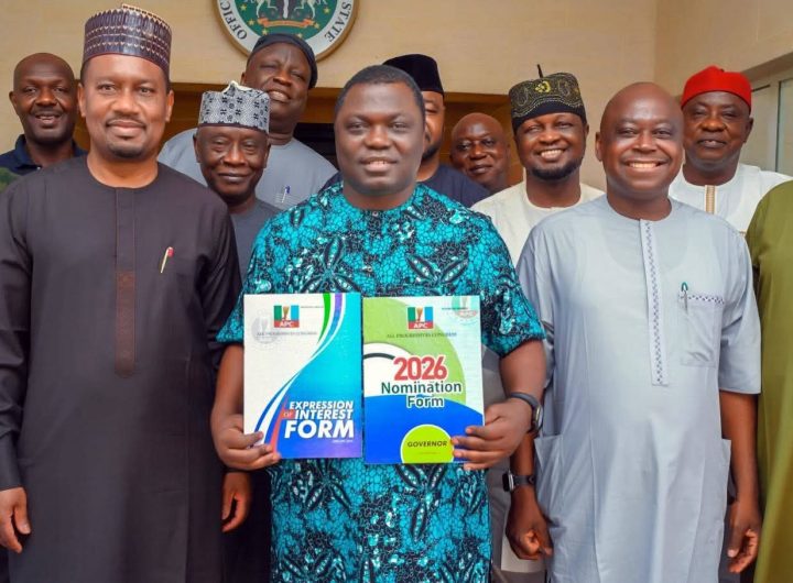 Taraba APC governorship race heats up as Kefas, Mamman, DSK, Jaji pick nomination forms amid defection fears 2 Taraba APC governorship race heats up as Kefas, Mamman, DSK, Jaji pick nomination forms