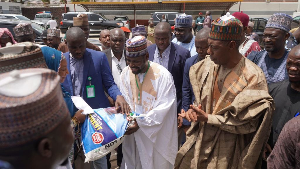 Zulum flags off distribution of Renewed Hope sallah palliative 2 Zulum flags off distribution of Renewed Hope sallah palliative