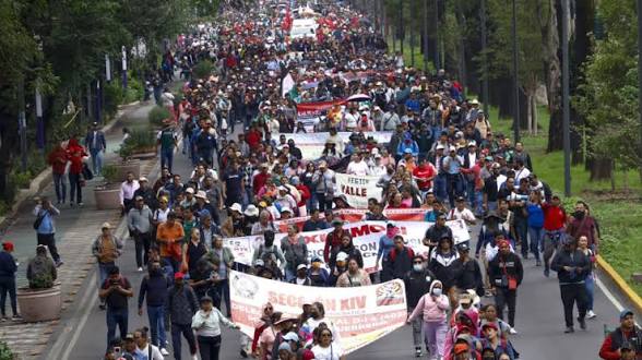 Protests rock Mexico days before 2026 FIFA World Cup opener at Azteca Stadium 1 Protesters block road to Mexican World Cup stadium
