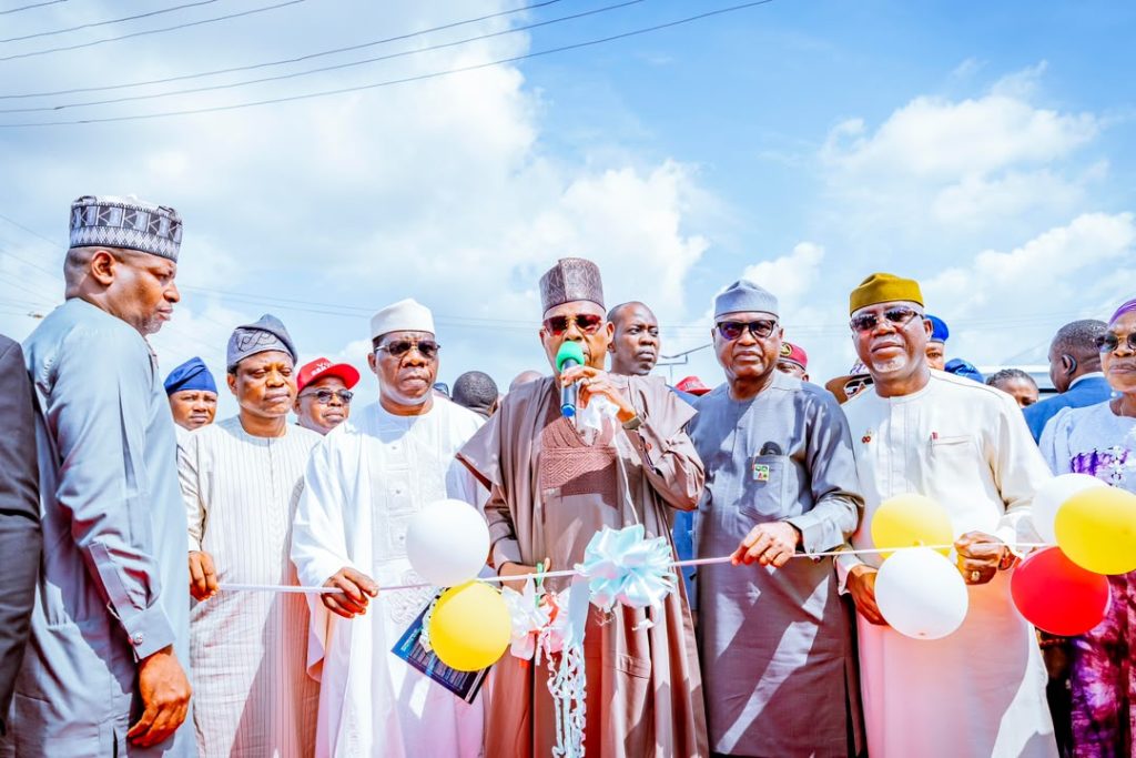 Tinubu unveils multi-billion naira economic, infrastructure projects in Ekiti 1 Tinubu unveils multi-billion naira economic, infrastructure projects in Ekiti